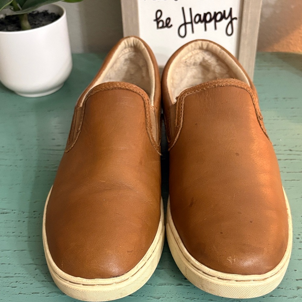 Wos Tan Slip-On Shoes SZ 11 box 131